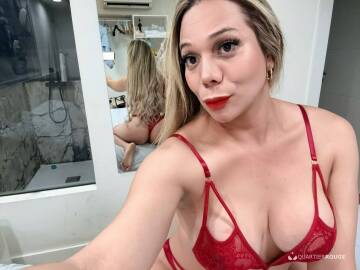 Alexia (Photo)