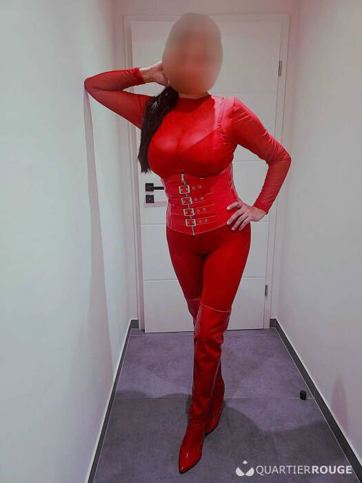 Angelina - Goddess (Photo)