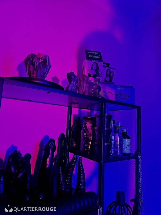 Angelina - Goddess (Photo)