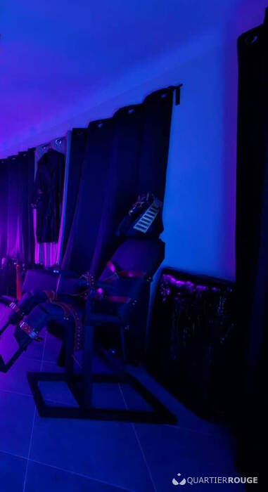 Angelina - Goddess Bastet (Photo)