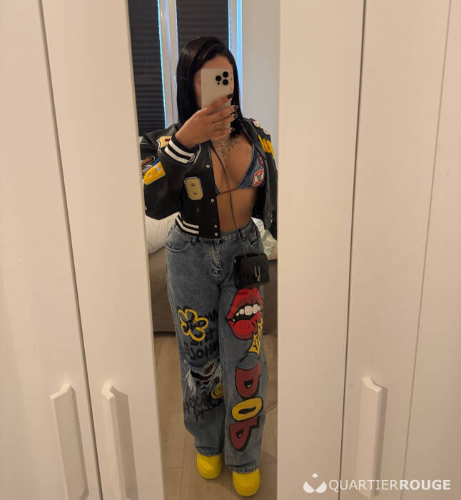 Melly Hot (Photo)