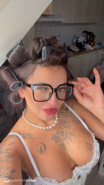 Melly Hot (Photo)