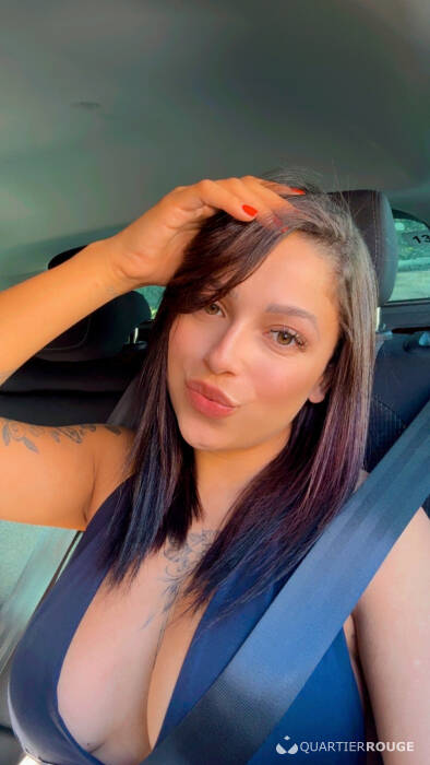 Melly Hot (Photo)