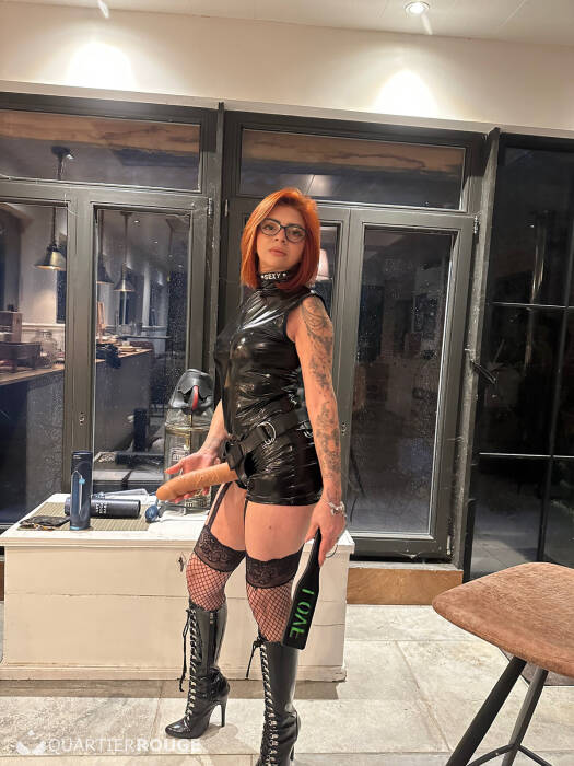 FREYA Dominatrix (Photo)