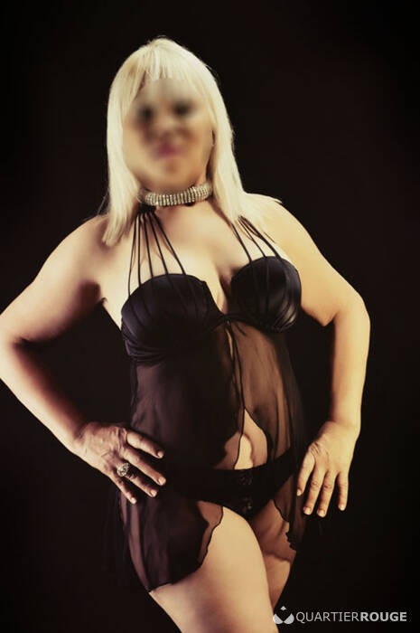 Thana (Photo)