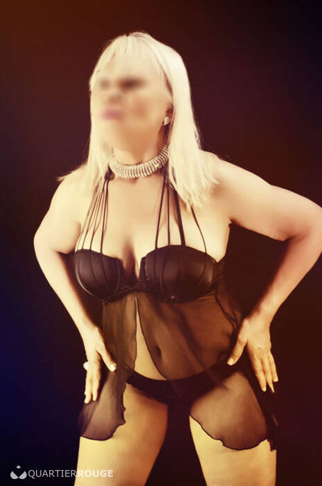 Thana (Photo)