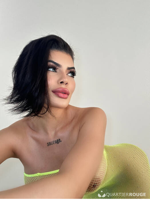 Mary BelleRouge (Photo)