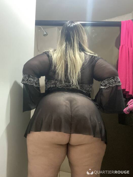 Mikka ronde Big ass (Photo)