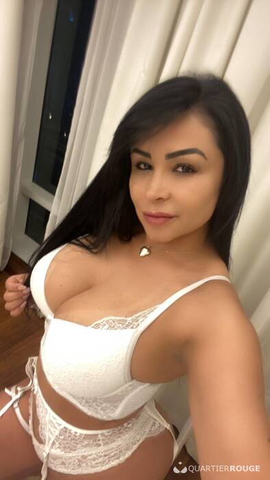 Aline (Photo)