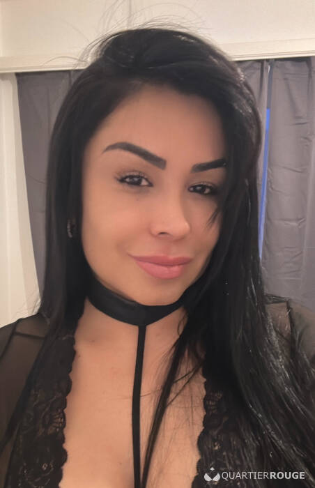 Aline (Photo)