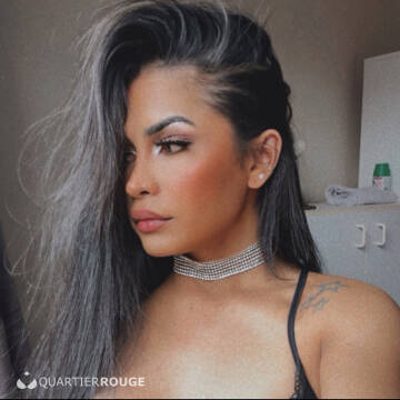 Mirela roche (Photo)