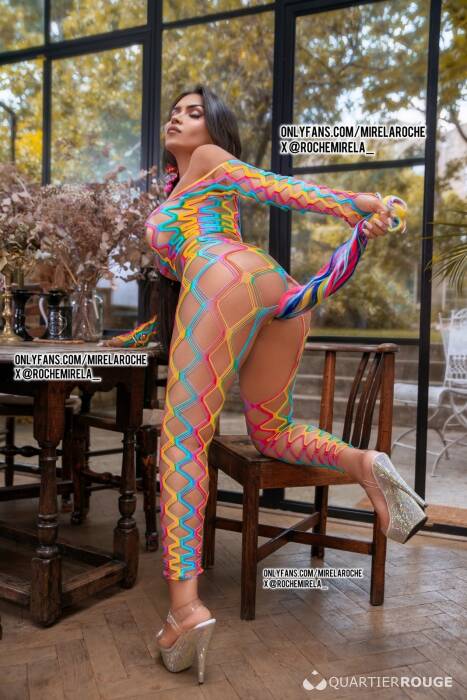 Mirela roche (Photo)