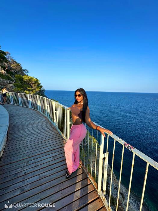 NATASHA PARTY (Photo)