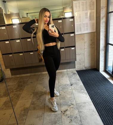 Isabella your girlfriend