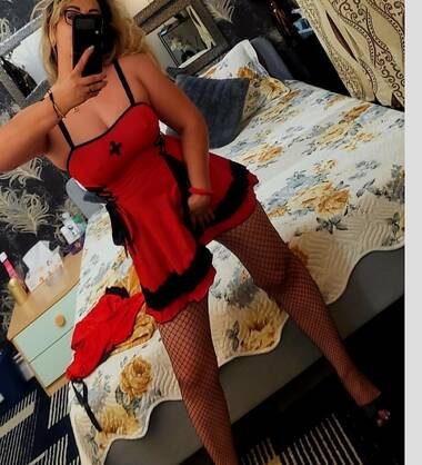 !!Claudia Top services !!