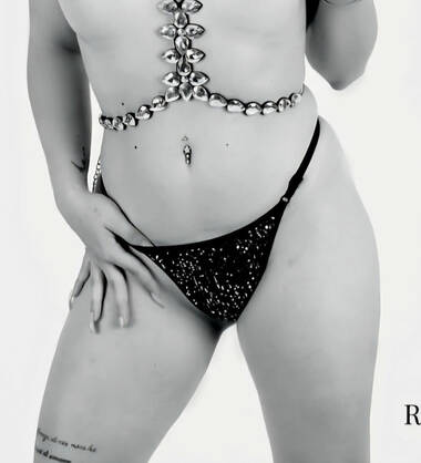 Esme - Les mille et une caresse