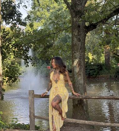 EVA MENDES