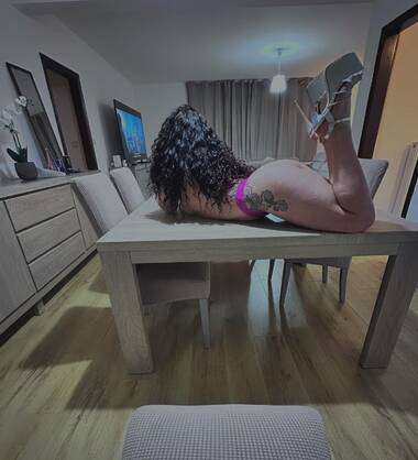 Jessika fêtarde Charleroi