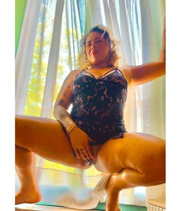 Laura Anal