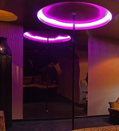 RENDEZ-VOUS LOVE HOTEL  OPEN