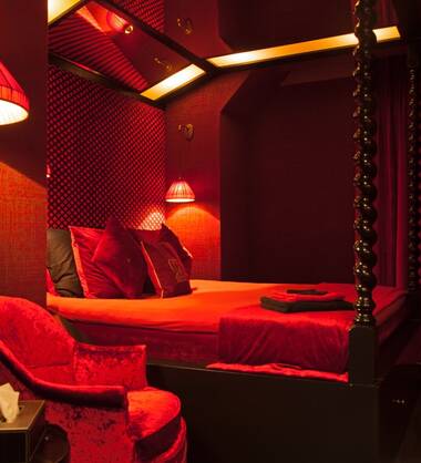 RENDEZ-VOUS LOVE HOTEL  OPEN