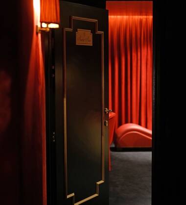 RENDEZ-VOUS LOVE HOTEL  OPEN