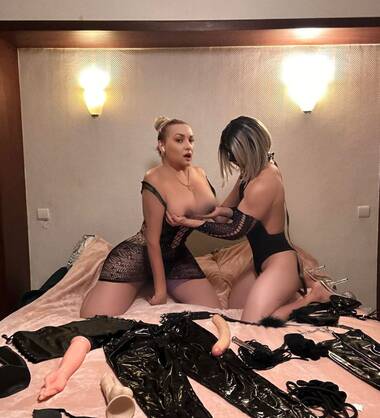 Michell y valeria ts