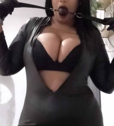 Jasmin BELA FEMME IN Bruxelles