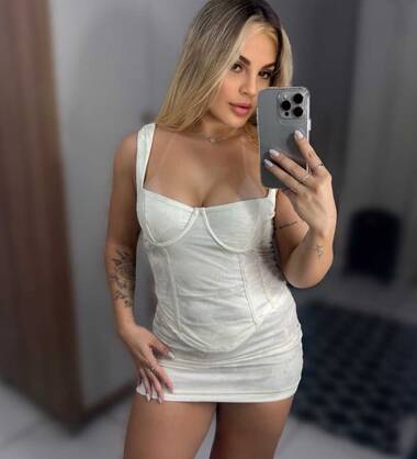 Isabelle Rodrigues new