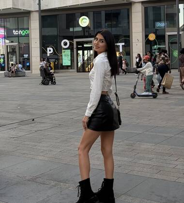 ANTONIA!