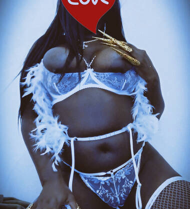 Kelly Sexy