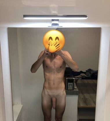 Jeune homme dispo pour s’amuser