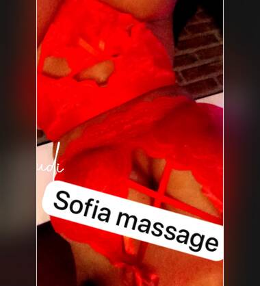 SalonA.  massage