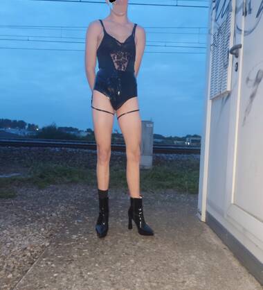 Chloe_sm69
