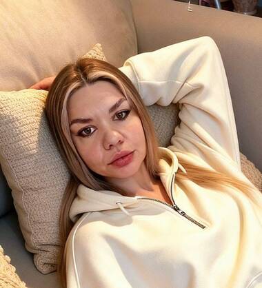 Maria hot