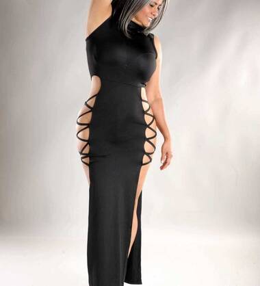 Lucia mature refine et sensual