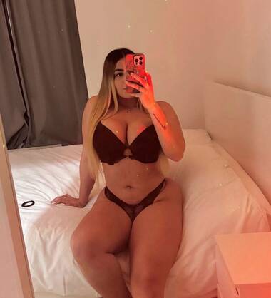 Samantha latina sexy