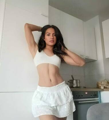 KENDALL XIMENA