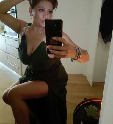 Kamila sexy élégant