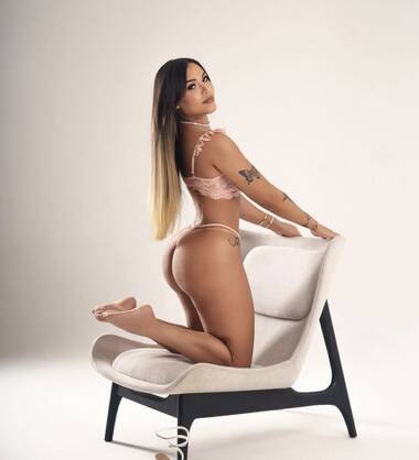 Carolina sexy gostosa