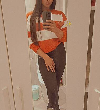 Malika006