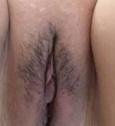 Lia Hot