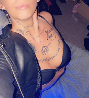 Katiiia massage hote!!!