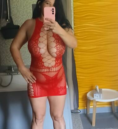 Alice big boobs