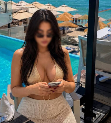 Rimenna Sexy Brunne