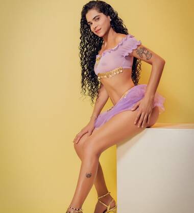 Mia