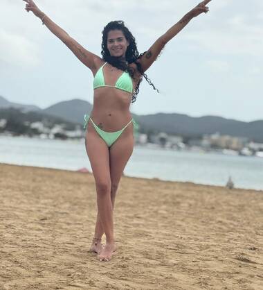 Mia