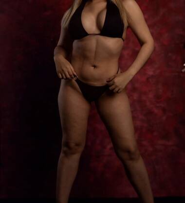douce CLAUDIA