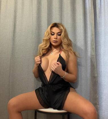 Pamela caliente