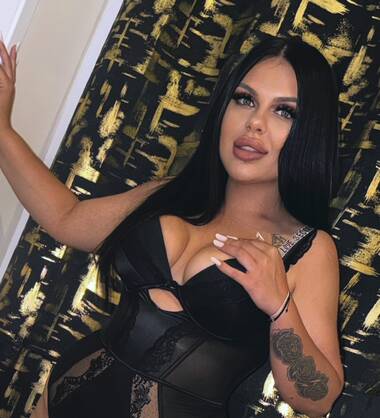 Mia boom